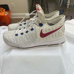 KD 9 Team USA size 14 great condition worn a few times no box